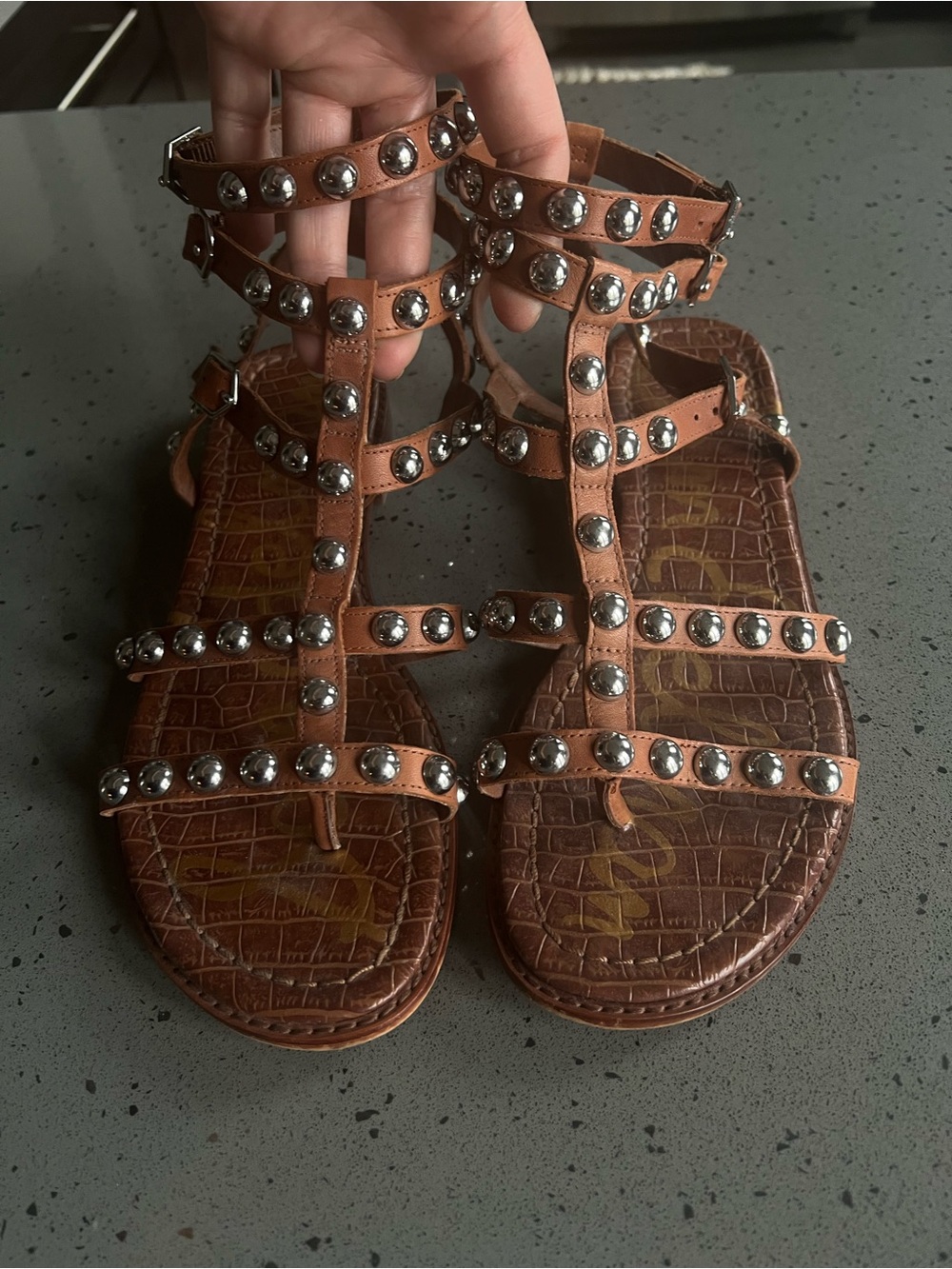 Sam Edelman Eavan Brown Studded Gladiator Sandals Sz 9 - Picture 3 of 6